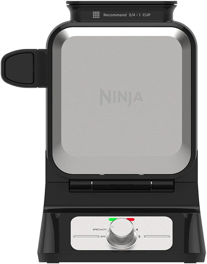 Ninja BW1001 NeverStick PRO, macchina per waffle belgi, design verticale.