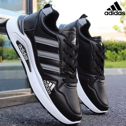 STIVALI IN PELLE IMPERMEABILE ADIDAS®2025 DA UOMO